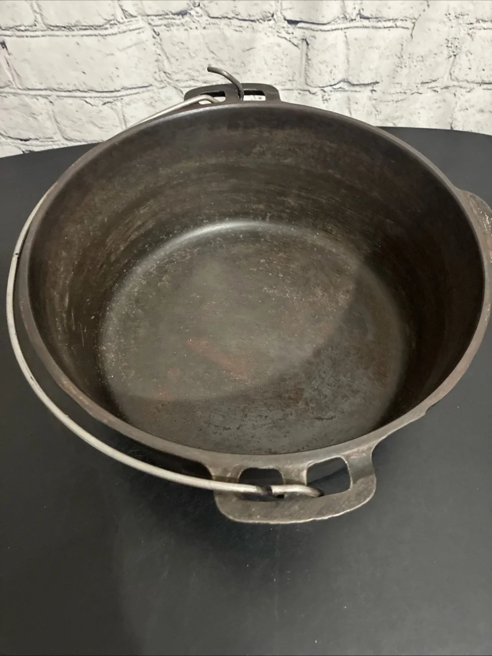 VINTAGE WAGNER WARE SIDNEY O 1268 C DUTCH OVEN With Wagner C -8 LID BAIL HANDLE